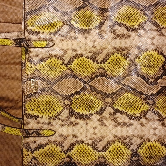 VICTORIA'S SECRET PYTHON TOTE - Picture 8 of 8